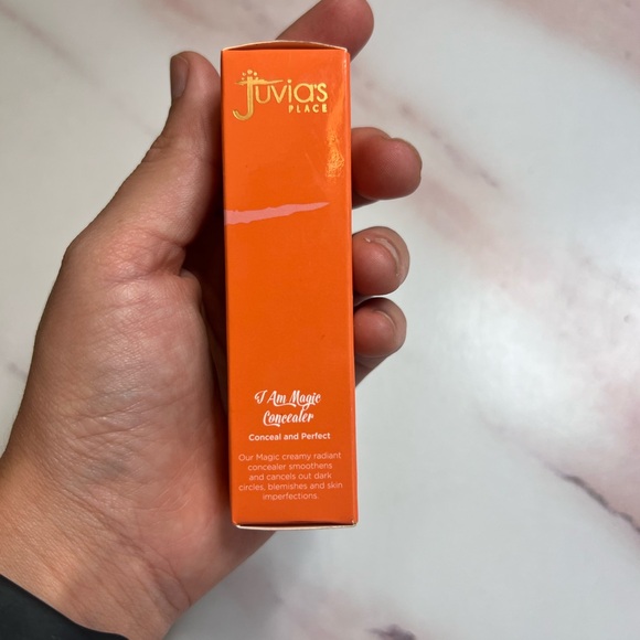 Juvia's Place I Am Magic Concealer NWT COLOR 2 - Picture 2 of 5